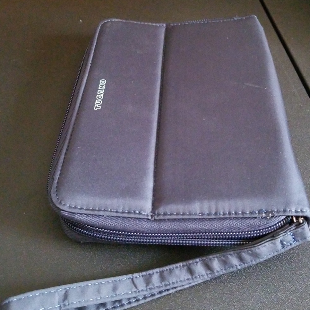 Tablet/E-Reader Case - image 2